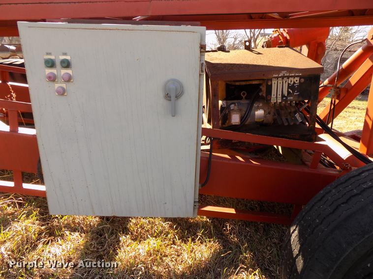 image for item DE7646 1998 Superior 36X95 PS95 power stacker conveyor