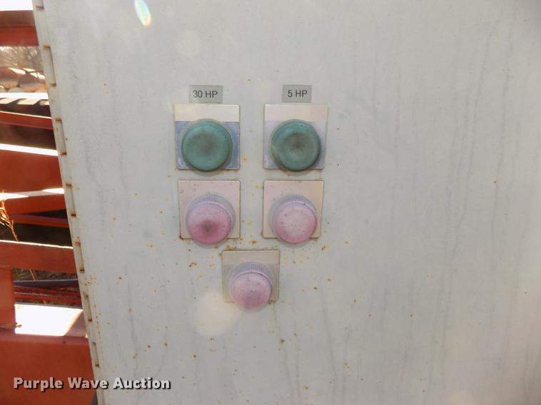 image for item DE7646 1998 Superior 36X95 PS95 power stacker conveyor