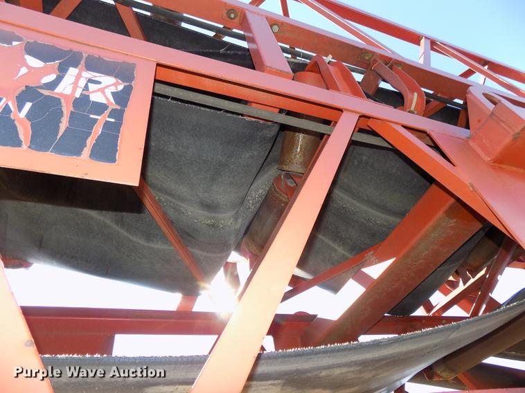 image for item DE7646 1998 Superior 36X95 PS95 power stacker conveyor