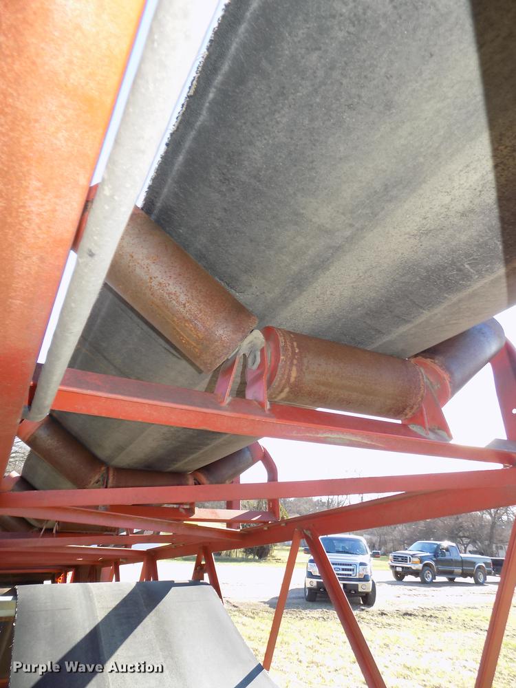 image for item DE7646 1998 Superior 36X95 PS95 power stacker conveyor