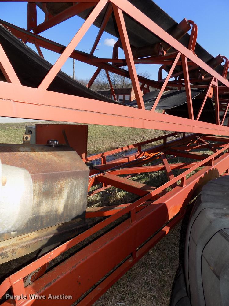 image for item DE7646 1998 Superior 36X95 PS95 power stacker conveyor