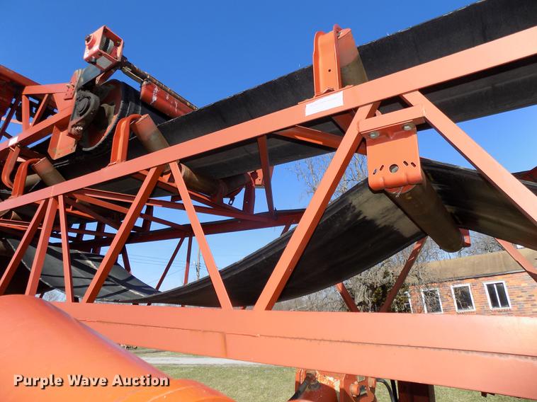 image for item DE7646 1998 Superior 36X95 PS95 power stacker conveyor