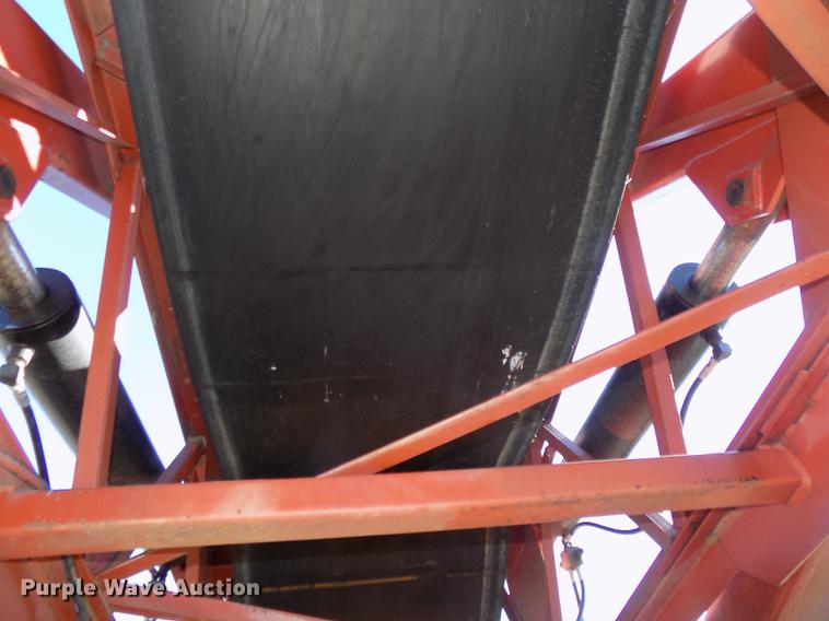 image for item DE7646 1998 Superior 36X95 PS95 power stacker conveyor