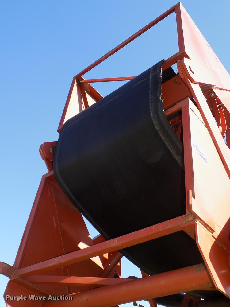 image for item DE7646 1998 Superior 36X95 PS95 power stacker conveyor