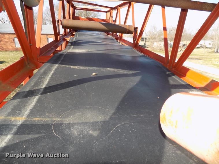 image for item DE7646 1998 Superior 36X95 PS95 power stacker conveyor