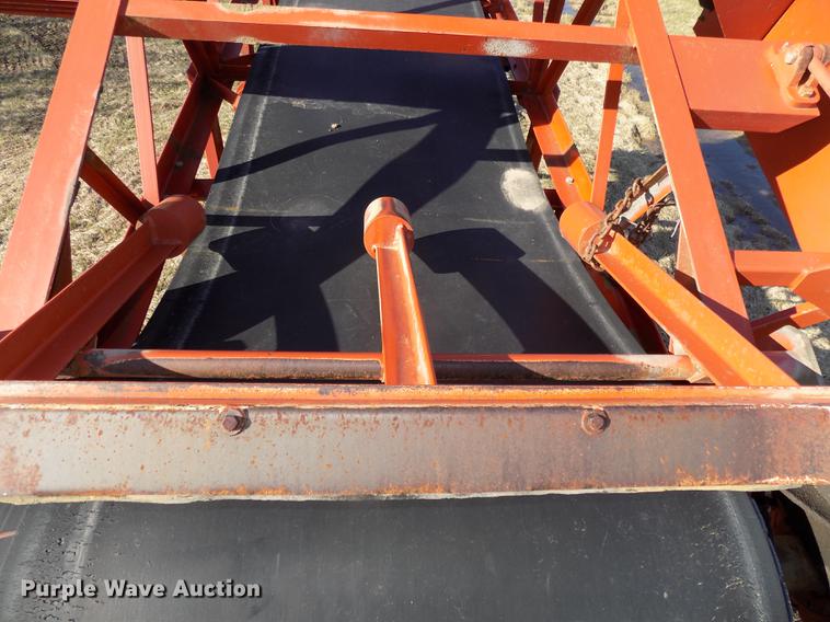 image for item DE7646 1998 Superior 36X95 PS95 power stacker conveyor