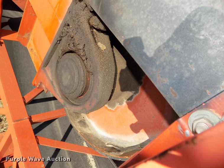 image for item DE7646 1998 Superior 36X95 PS95 power stacker conveyor