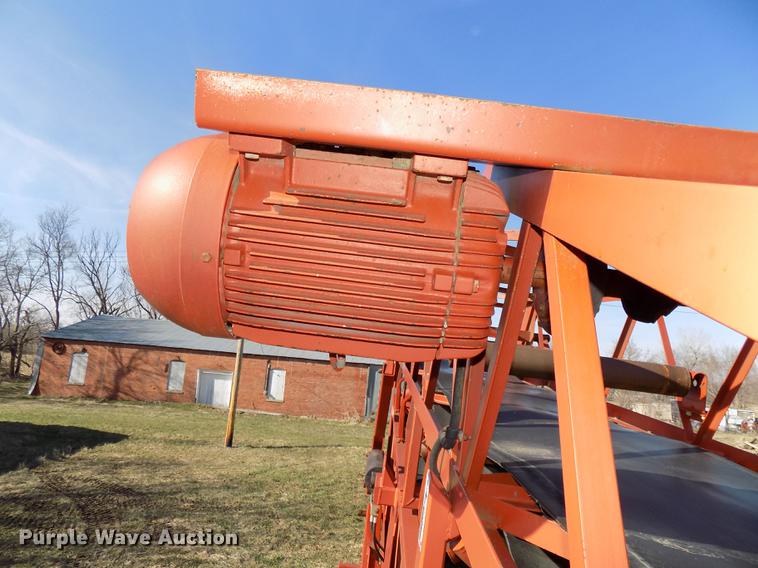 image for item DE7646 1998 Superior 36X95 PS95 power stacker conveyor