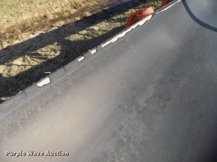 image for item DE7646 1998 Superior 36X95 PS95 power stacker conveyor