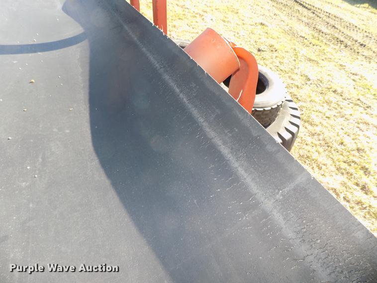 image for item DE7646 1998 Superior 36X95 PS95 power stacker conveyor