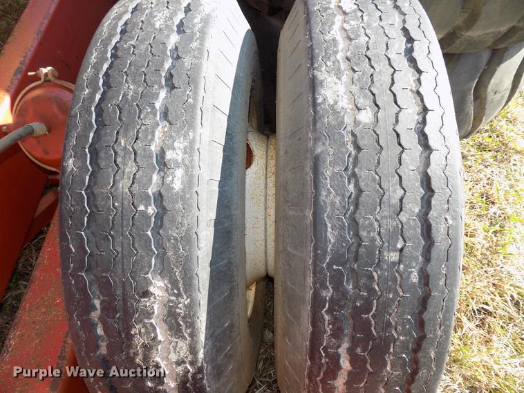 image for item DE7646 1998 Superior 36X95 PS95 power stacker conveyor