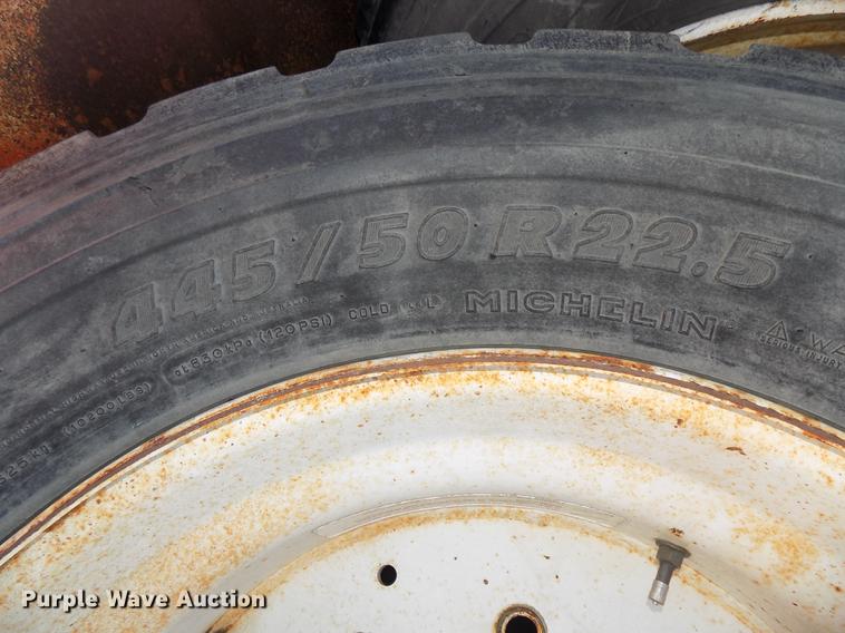 image for item DE7646 1998 Superior 36X95 PS95 power stacker conveyor