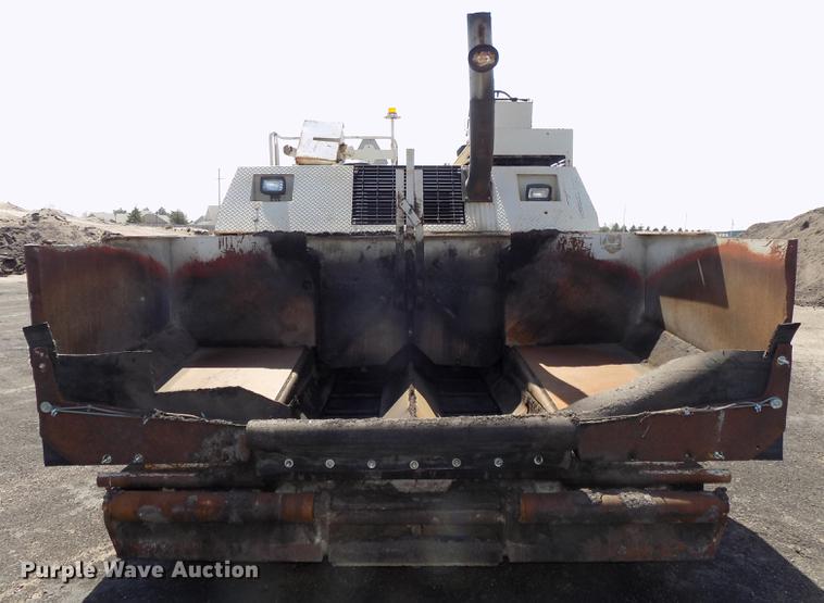 image for item DE7655 2000 Cedarapids CR361R paver