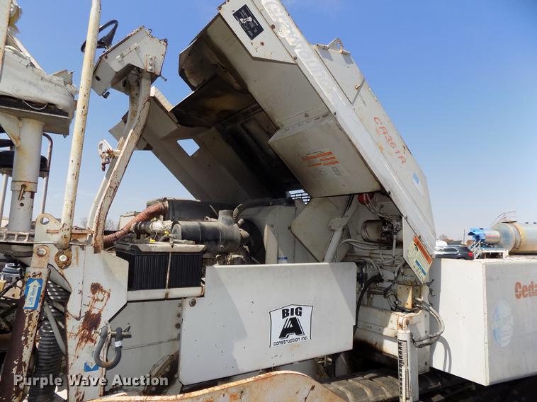 image for item DE7655 2000 Cedarapids CR361R paver