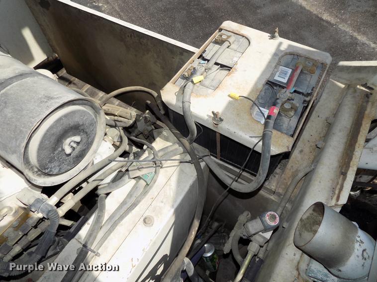 image for item DE7655 2000 Cedarapids CR361R paver