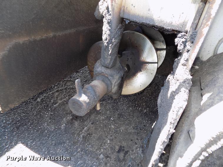 image for item DE7655 2000 Cedarapids CR361R paver