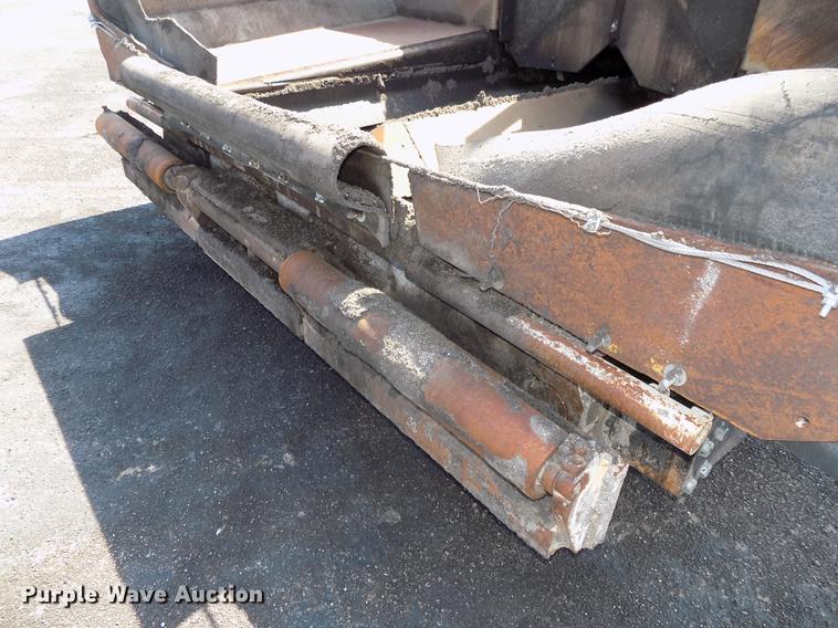 image for item DE7655 2000 Cedarapids CR361R paver