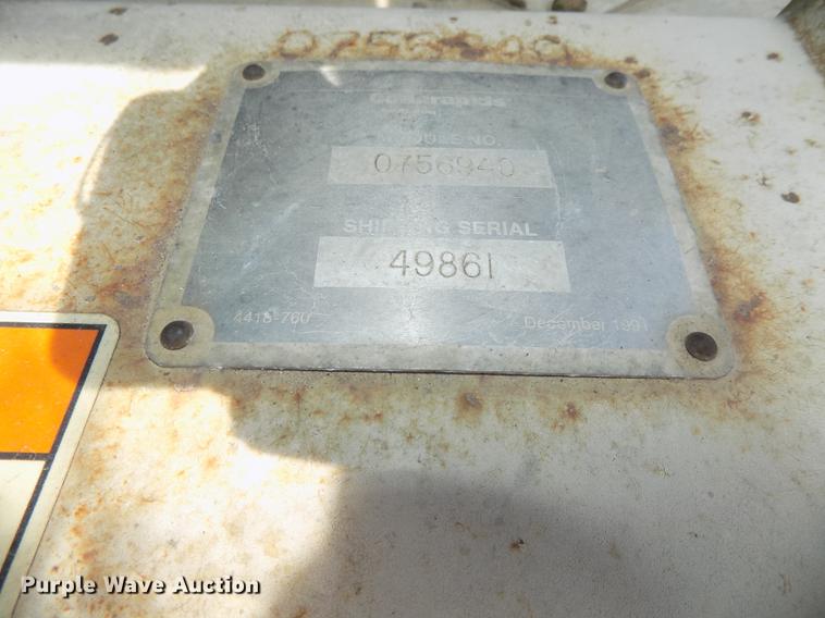 image for item DE7655 2000 Cedarapids CR361R paver