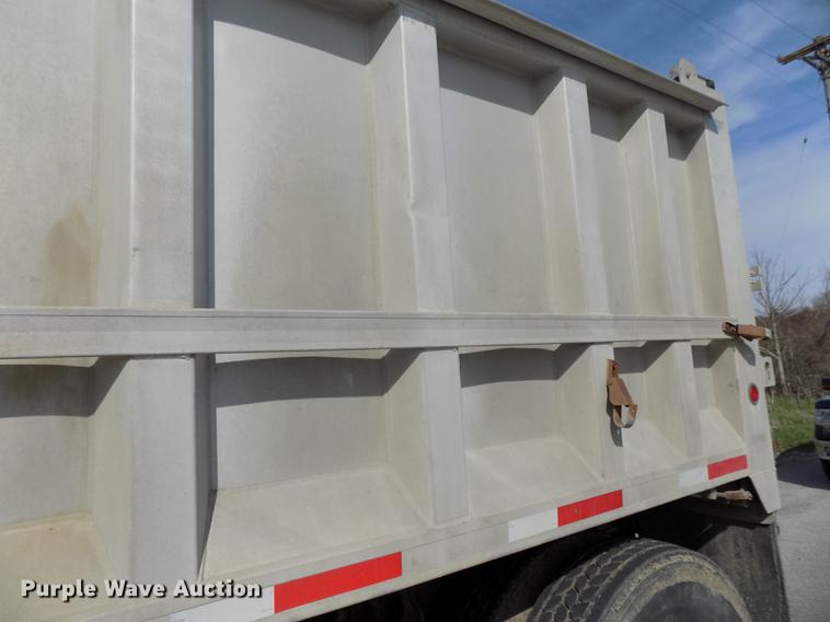 image for item DE7656 1999 Raven 116A5460 aluminum dump bed