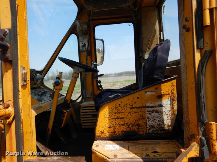 image for item DE8304 1978 Caterpillar 980B wheel loader