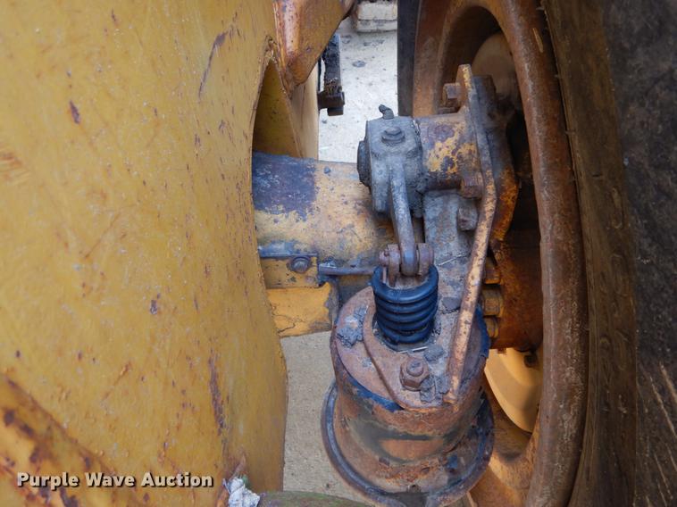 image for item DE8304 1978 Caterpillar 980B wheel loader