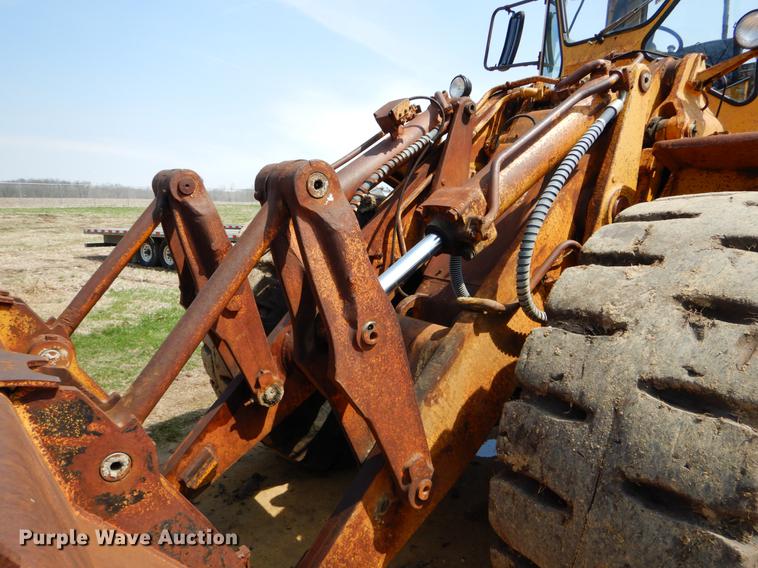 image for item DE8304 1978 Caterpillar 980B wheel loader