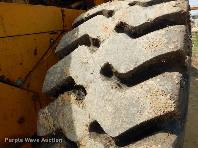 image for item DE8304 1978 Caterpillar 980B wheel loader