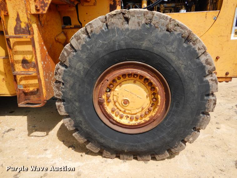 image for item DE8304 1978 Caterpillar 980B wheel loader