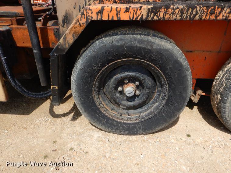 image for item DE8305 Stepp crack sealer