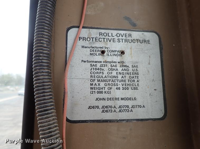 image for item DF1084 John Deere 770A motor grader