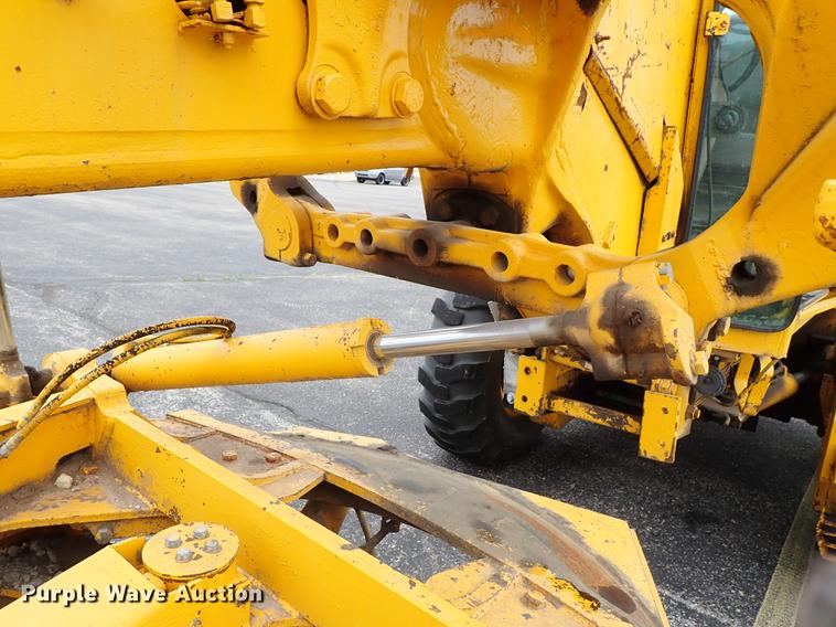 image for item DF1084 John Deere 770A motor grader