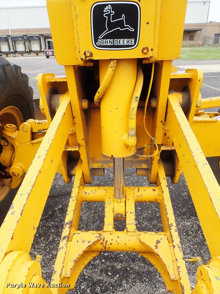 image for item DF1084 John Deere 770A motor grader