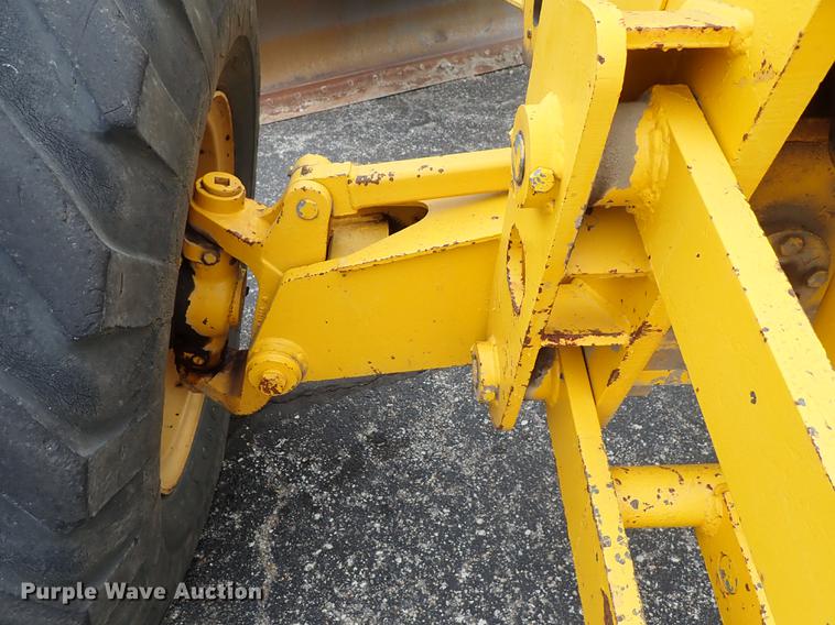 image for item DF1084 John Deere 770A motor grader