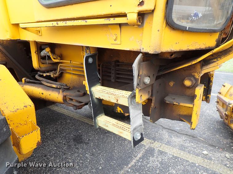 image for item DF1084 John Deere 770A motor grader