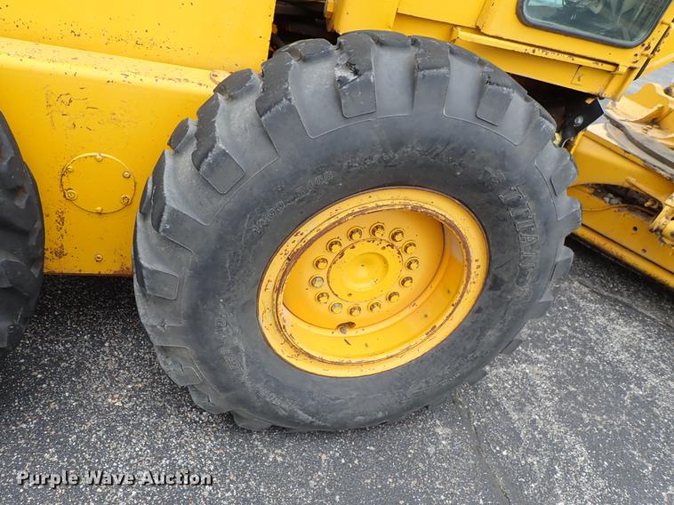 image for item DF1084 John Deere 770A motor grader