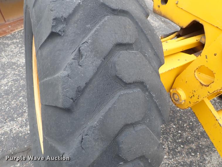 image for item DF1084 John Deere 770A motor grader