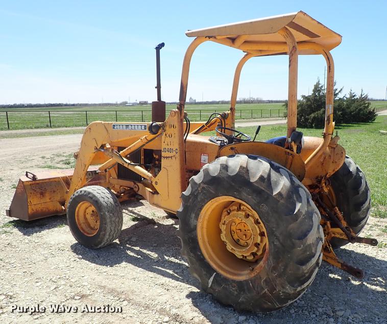 image for item DF1105 John Deere 401C industrial tractor