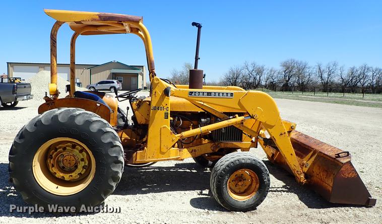 image for item DF1105 John Deere 401C industrial tractor
