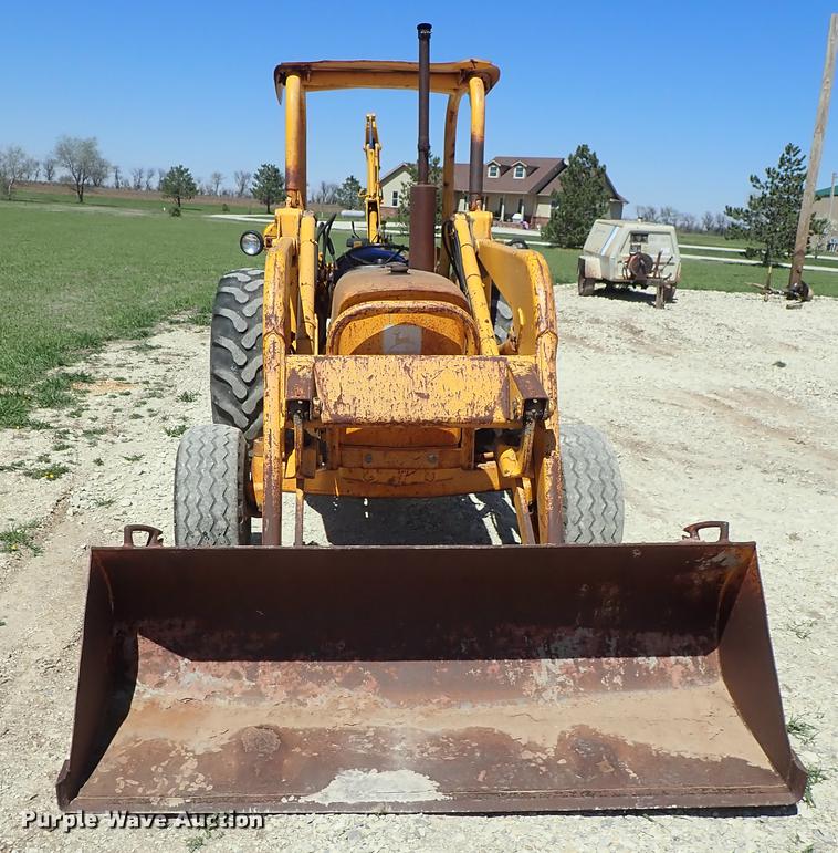 image for item DF1105 John Deere 401C industrial tractor