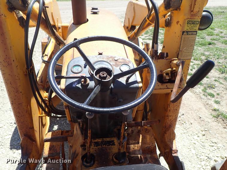 image for item DF1105 John Deere 401C industrial tractor