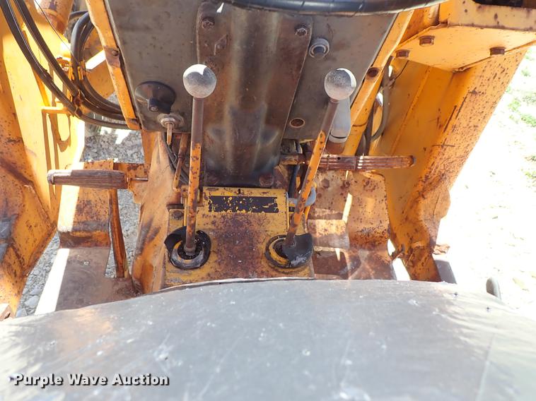 image for item DF1105 John Deere 401C industrial tractor