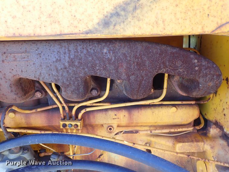 image for item DF1105 John Deere 401C industrial tractor