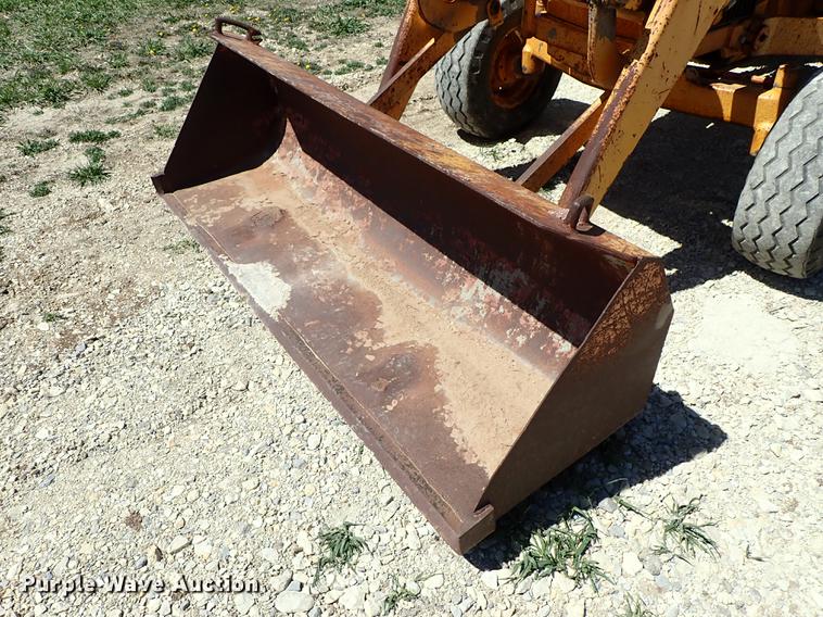 image for item DF1105 John Deere 401C industrial tractor