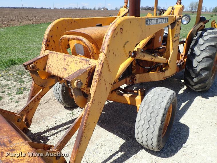 image for item DF1105 John Deere 401C industrial tractor