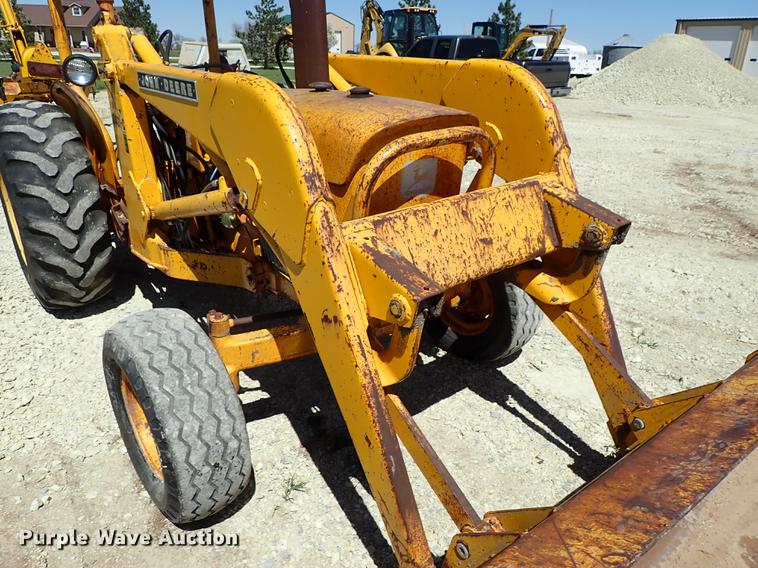 image for item DF1105 John Deere 401C industrial tractor
