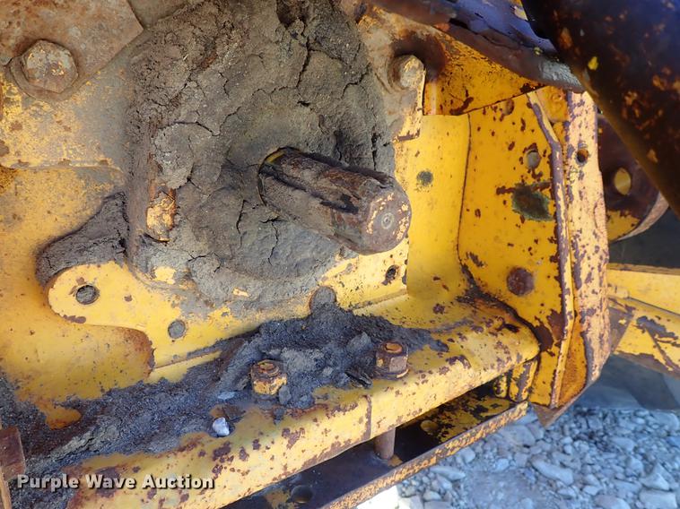 image for item DF1105 John Deere 401C industrial tractor
