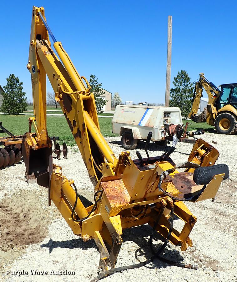 image for item DF1105 John Deere 401C industrial tractor