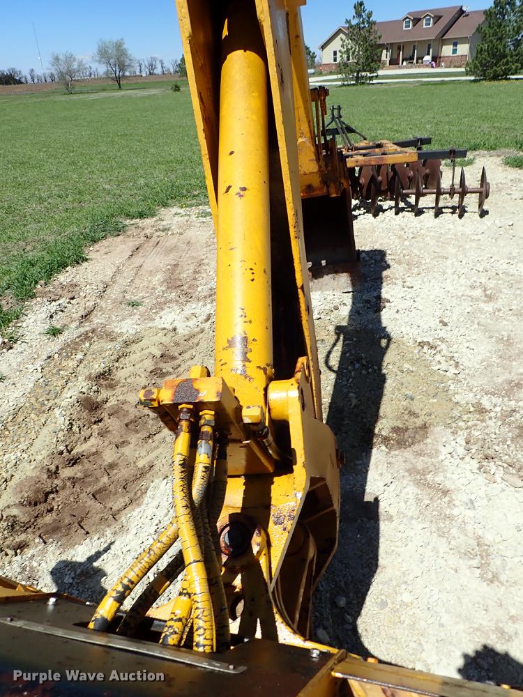 image for item DF1105 John Deere 401C industrial tractor