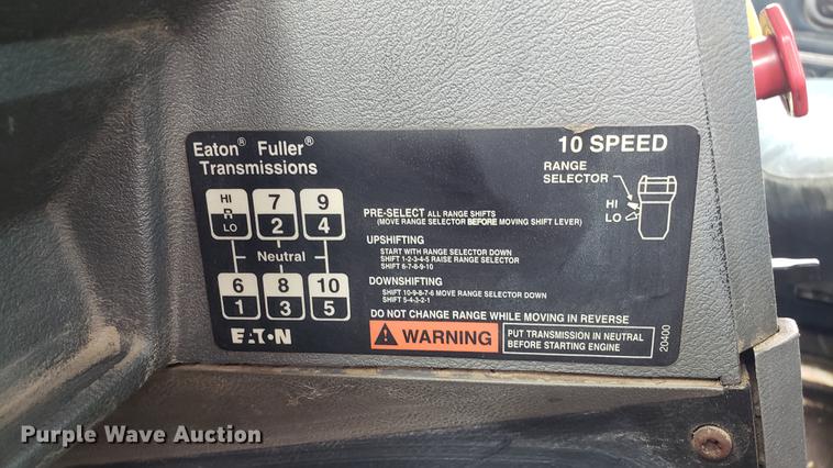 image for item DF3412 1996 Mack CH613 dump truck