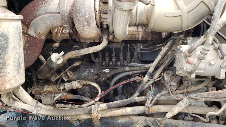 image for item DF3412 1996 Mack CH613 dump truck